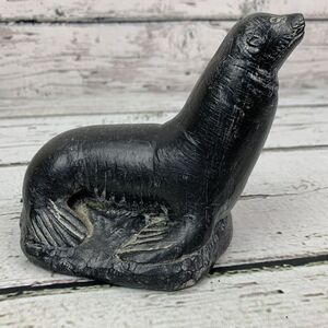 The Wolf‎ Sculptures Hand Made Figurine Seal/Sea Lion - Made in Canada